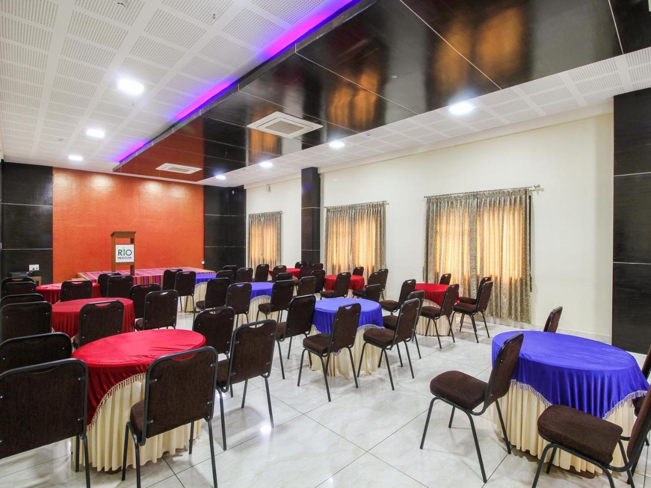 Rio Meridian Hotel Mysore Bagian luar foto