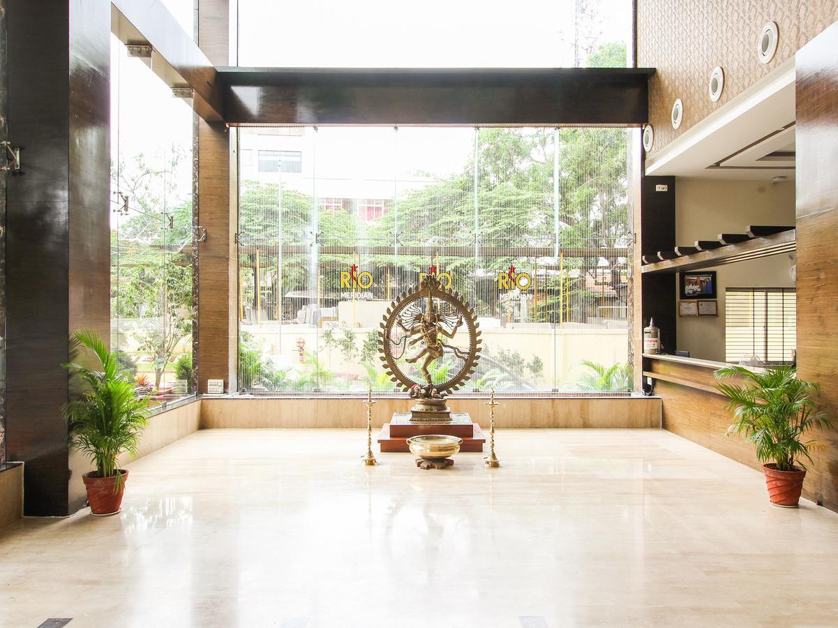 Rio Meridian Hotel Mysore Bagian luar foto